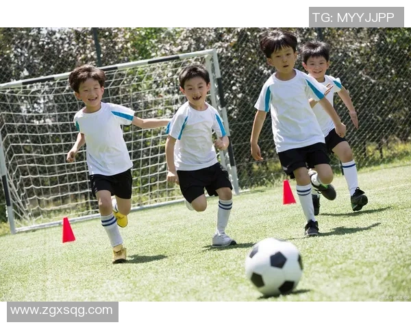 五人制足球游戏的魅力与技巧探讨让我们一起享受这项激情四溢的团队运动